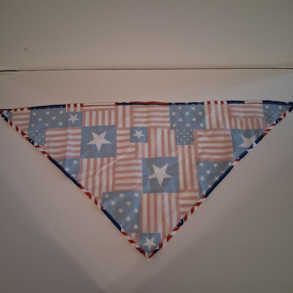 2 Patriotic Pet Bandanas - Picture 5 of 11
